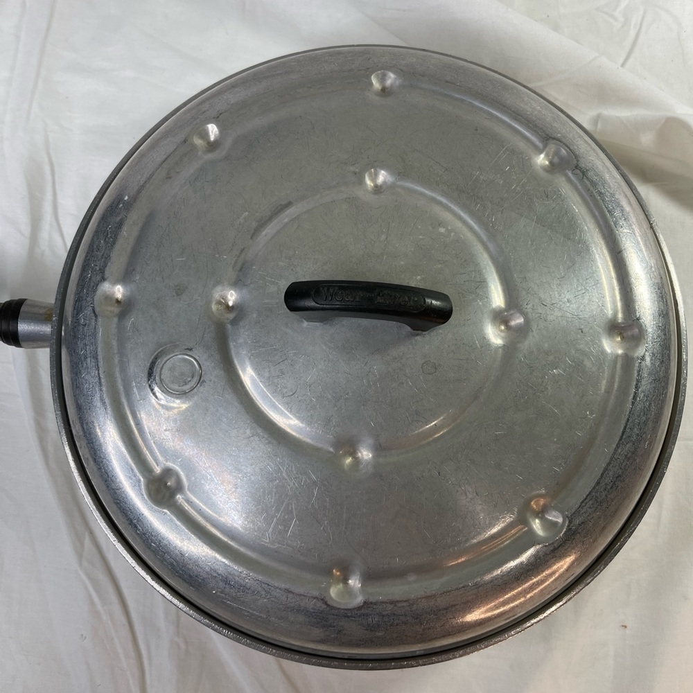 ⭐️Vintage Wear-Ever Aluminum Cooking Pan with Lid Made in USA
